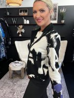 Abstract Pattern Zip-Up Knitwear - Image 9