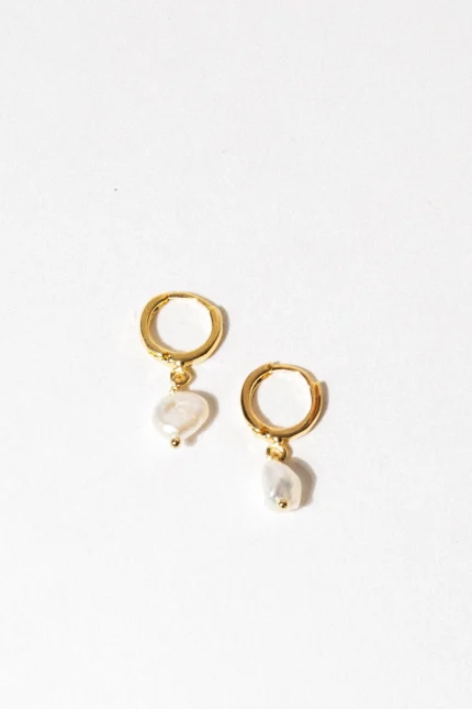 Chic Faux Pearl Drop Earrings