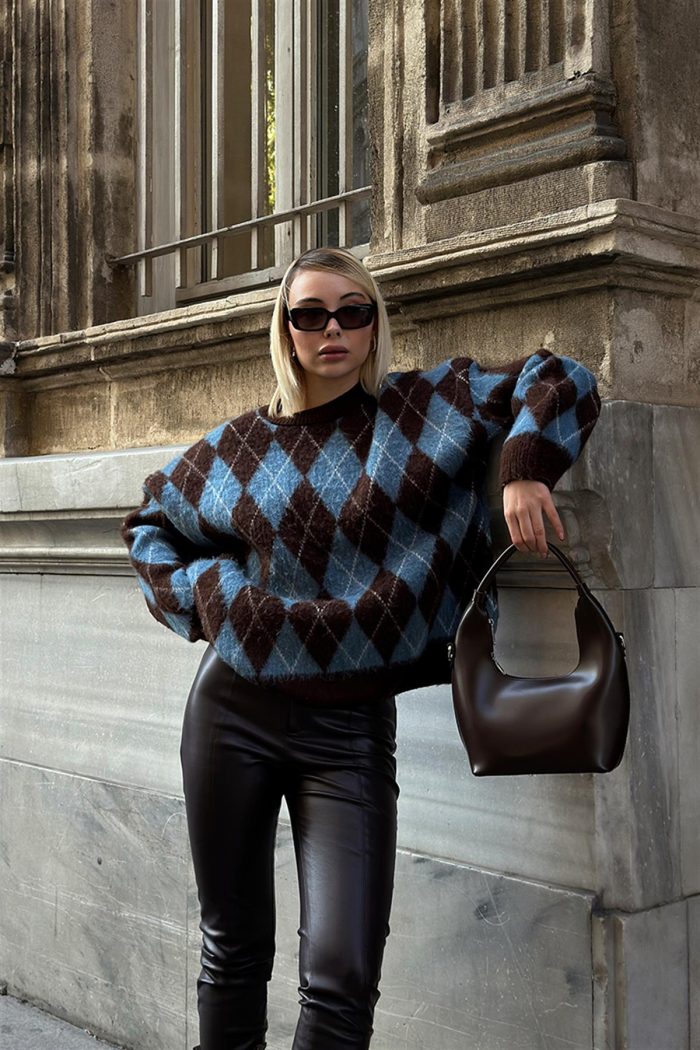Chic Brown Faux Leather Handbag - Image 6
