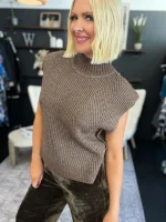 Chunky Knit Brown Vest - Image 7