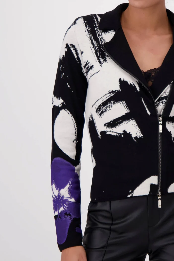 Abstract Pattern Zip-Up Knitwear - Image 3