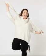 Elegant White Knit Sweater With Polka Dots - Image 3