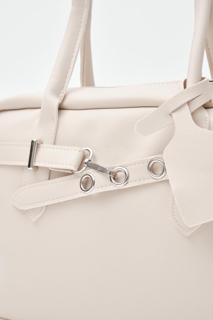 Chic Ivory Tote Bag - Image 5