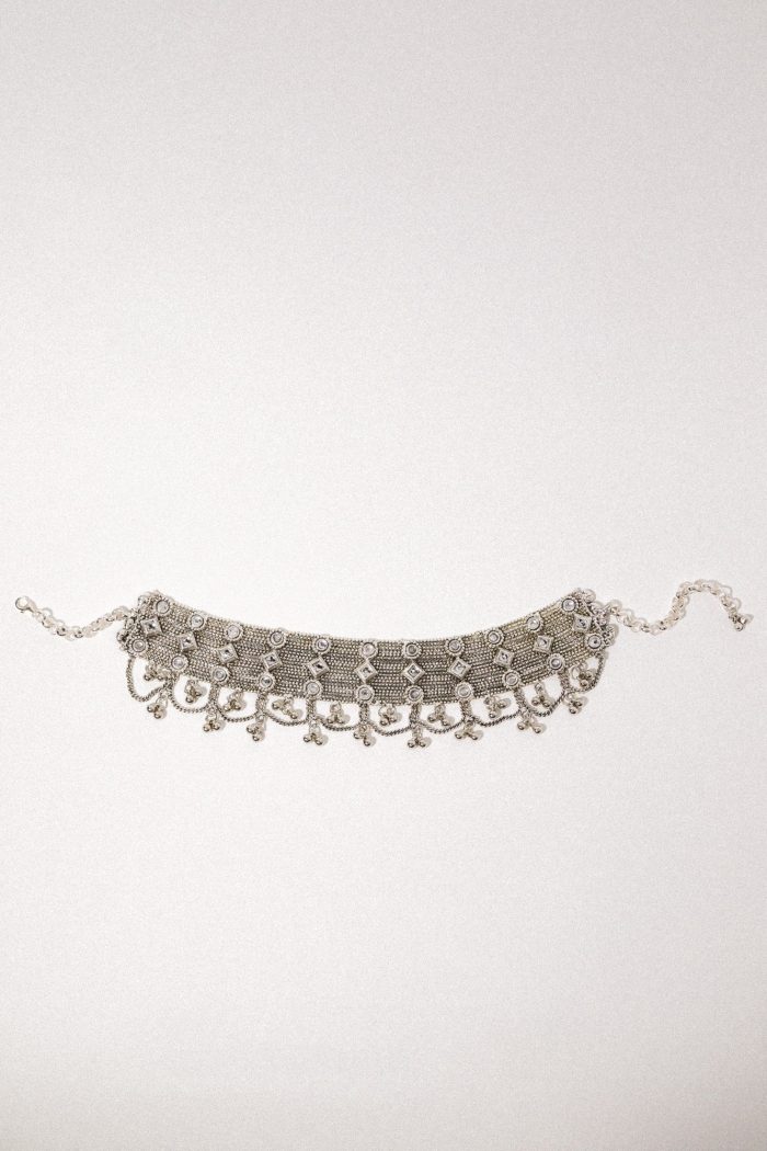 Elegant Crystal Chandelier Necklace - Image 4