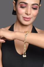 Elegant Pearl-Inspired Bracelet - Image 3