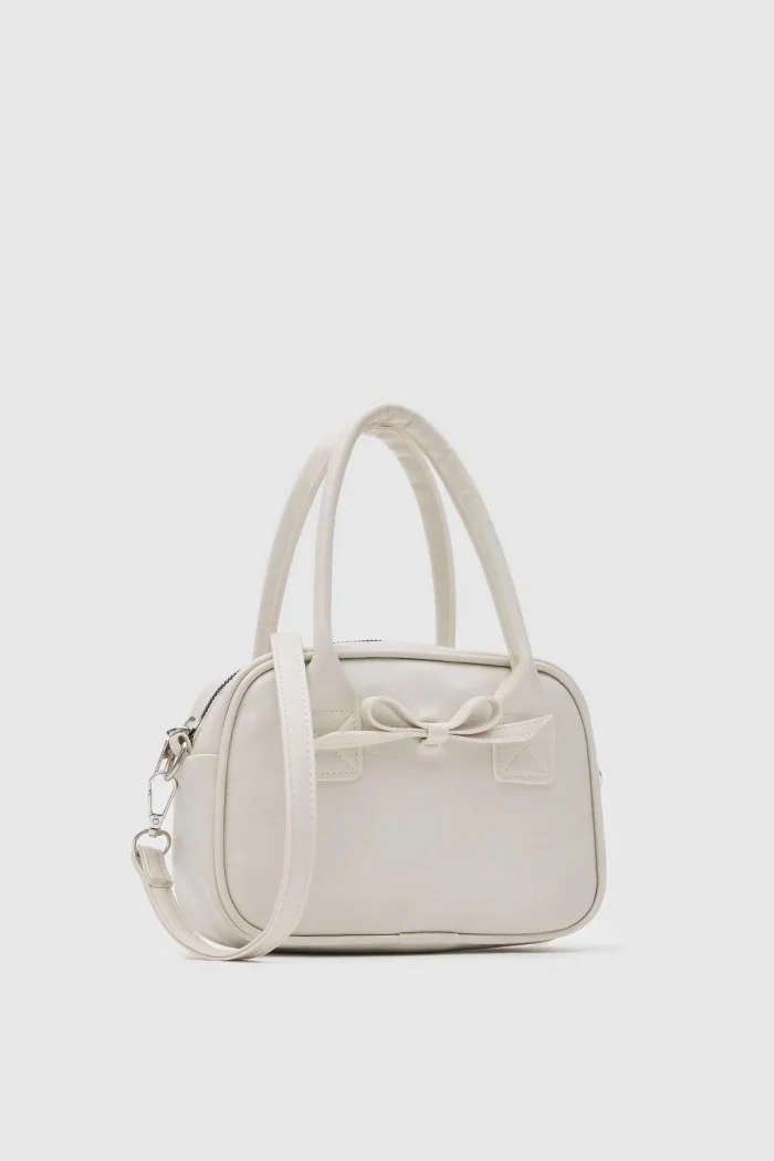 Chic White Bow Accent Handbag - Image 3
