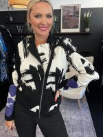Abstract Pattern Zip-Up Knitwear - Image 7