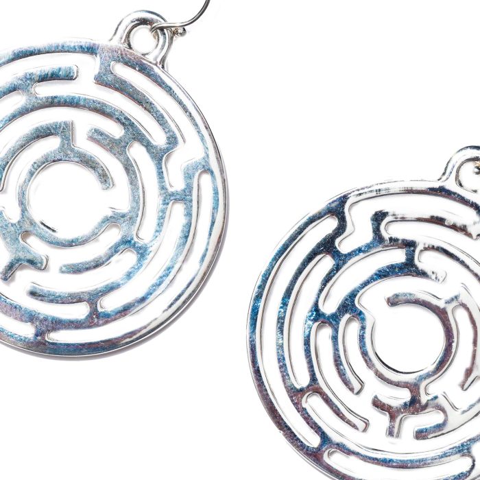 Maze-Inspired Circular Earrings - Image 3