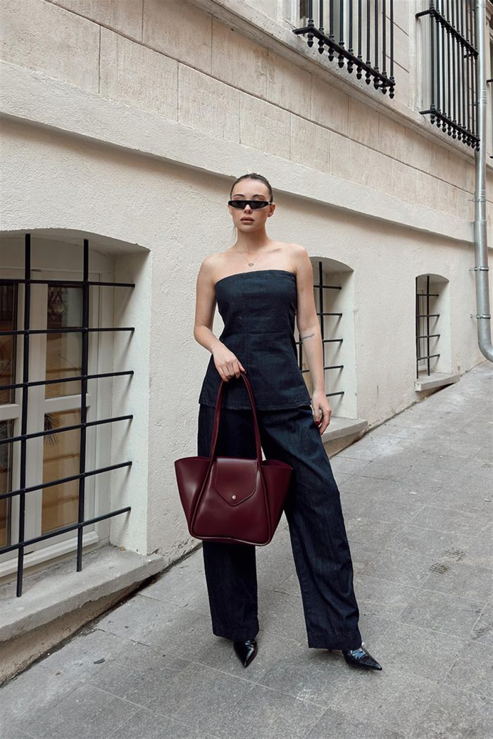 Elegant Maroon Handbag - Image 13