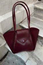 Elegant Maroon Handbag - Image 12