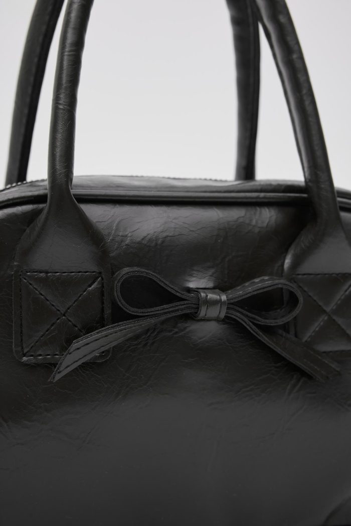 Elegant Black Handbag With Bow Detail - Image 5