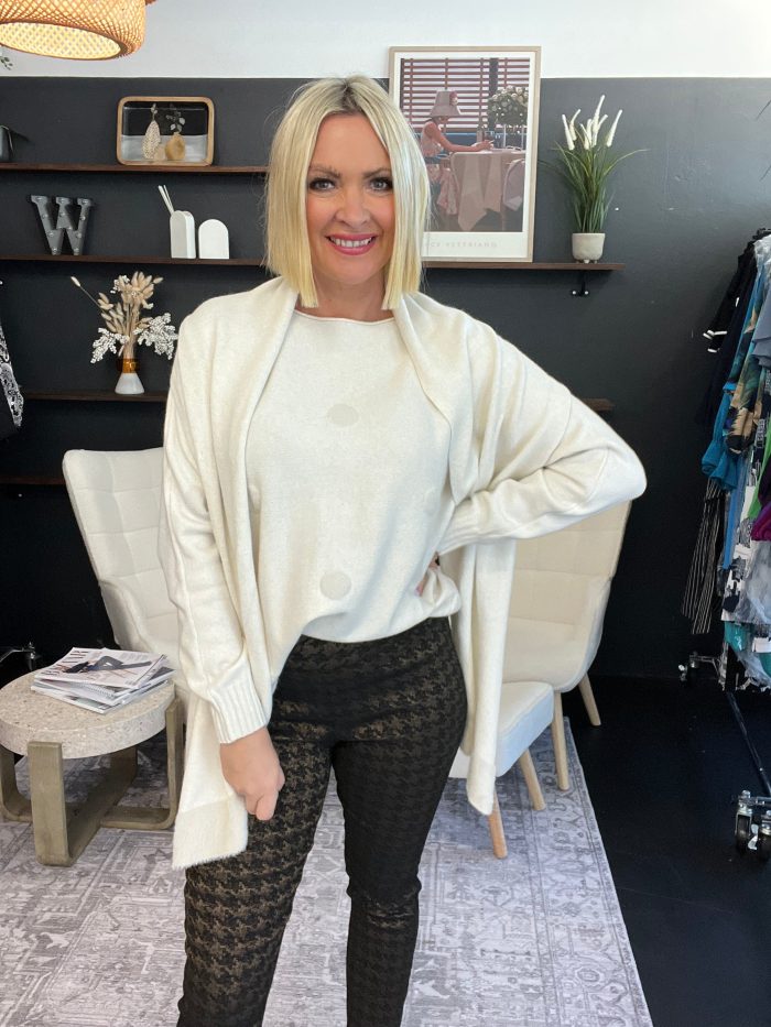Elegant White Knit Sweater With Polka Dots - Image 6